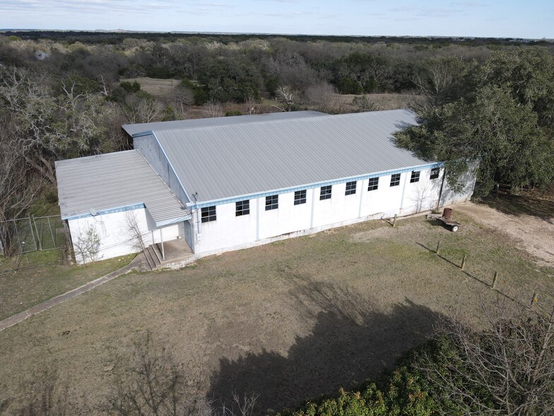 211 Loop 308, Briggs, TX for sale - Building Photo - Image 1 of 1