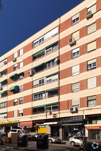 Calle Jabonería, 45, Alcorcón, Madrid for sale - Building Photo - Image 2 of 2