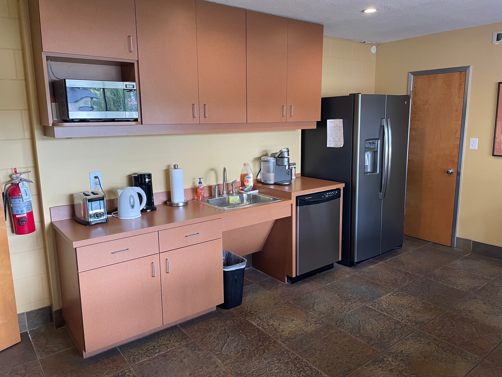 11 Lake Gatlin Rd, Orlando, FL 32806 Office for Lease