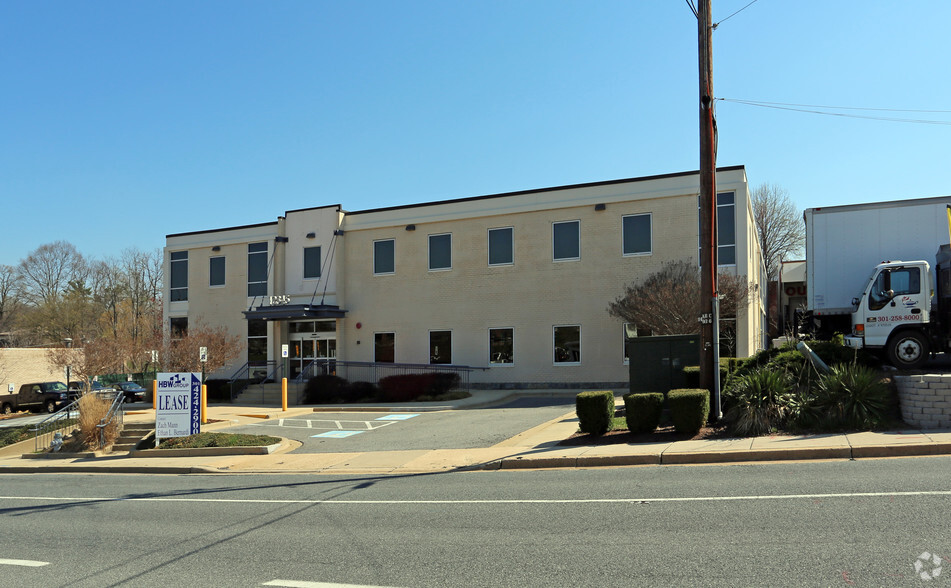 12345 Parklawn Dr, Rockville, MD for lease - Primary Photo - Image 1 of 11