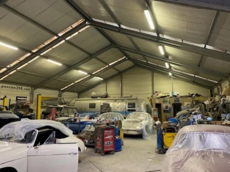 Flex in Bruay-la-Buissière for sale - Interior Photo - Image 3 of 5