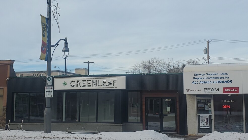 15210 Stony Plain Rd NW, Edmonton, AB T5P 3Y5