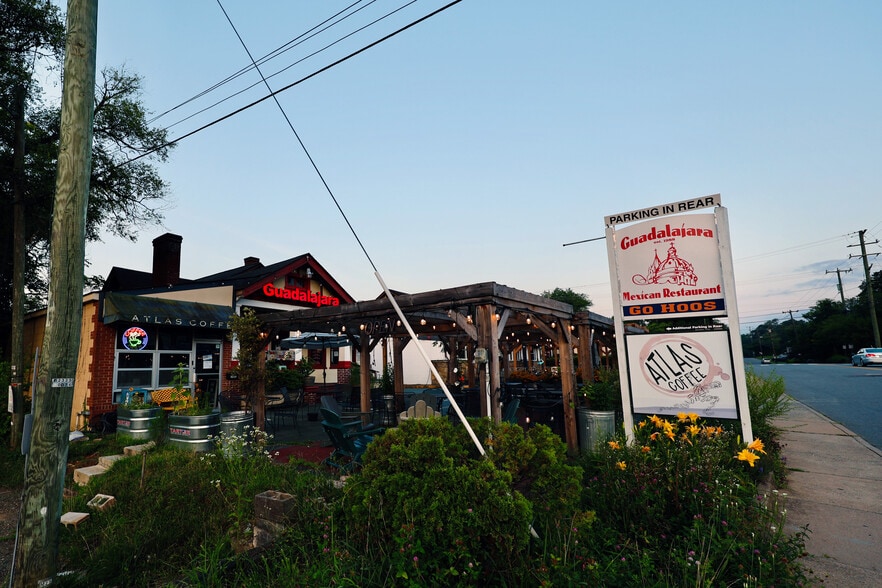 2206 Fontaine Ave, Charlottesville, VA for sale - Building Photo - Image 3 of 17