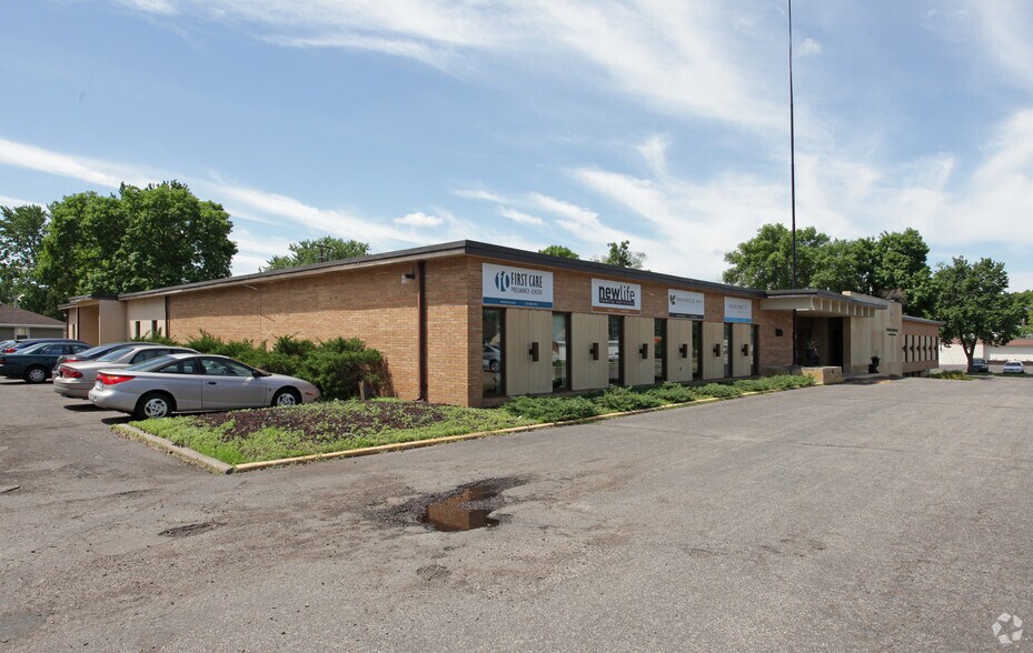 1515 E 66th St, Richfield, MN for sale - Primary Photo - Image 1 of 1