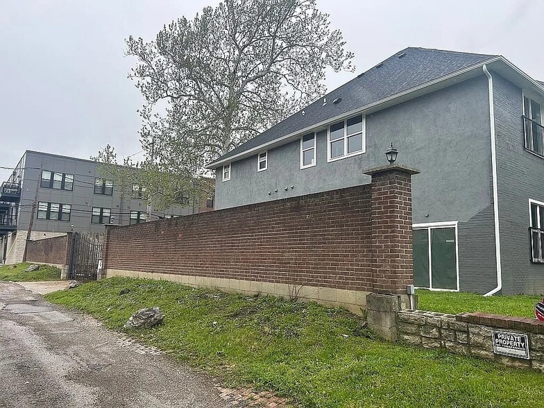 143 S Garfield Ave, Columbus, OH for sale - Building Photo - Image 3 of 16