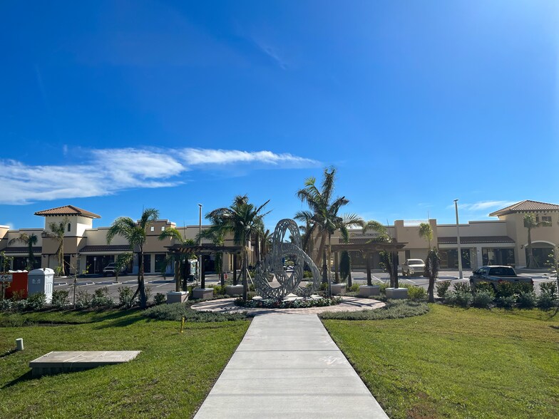 10500 Corkscrew Rd, Estero, FL 33928 Estero Crossings