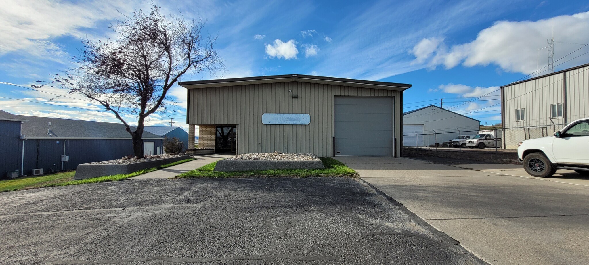 2624 16th St, Black Eagle, MT 59414 Industrial for Lease