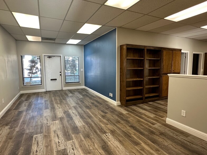 1746 Grand Canal Blvd, Stockton, CA for lease - Building Photo - Image 3 of 7