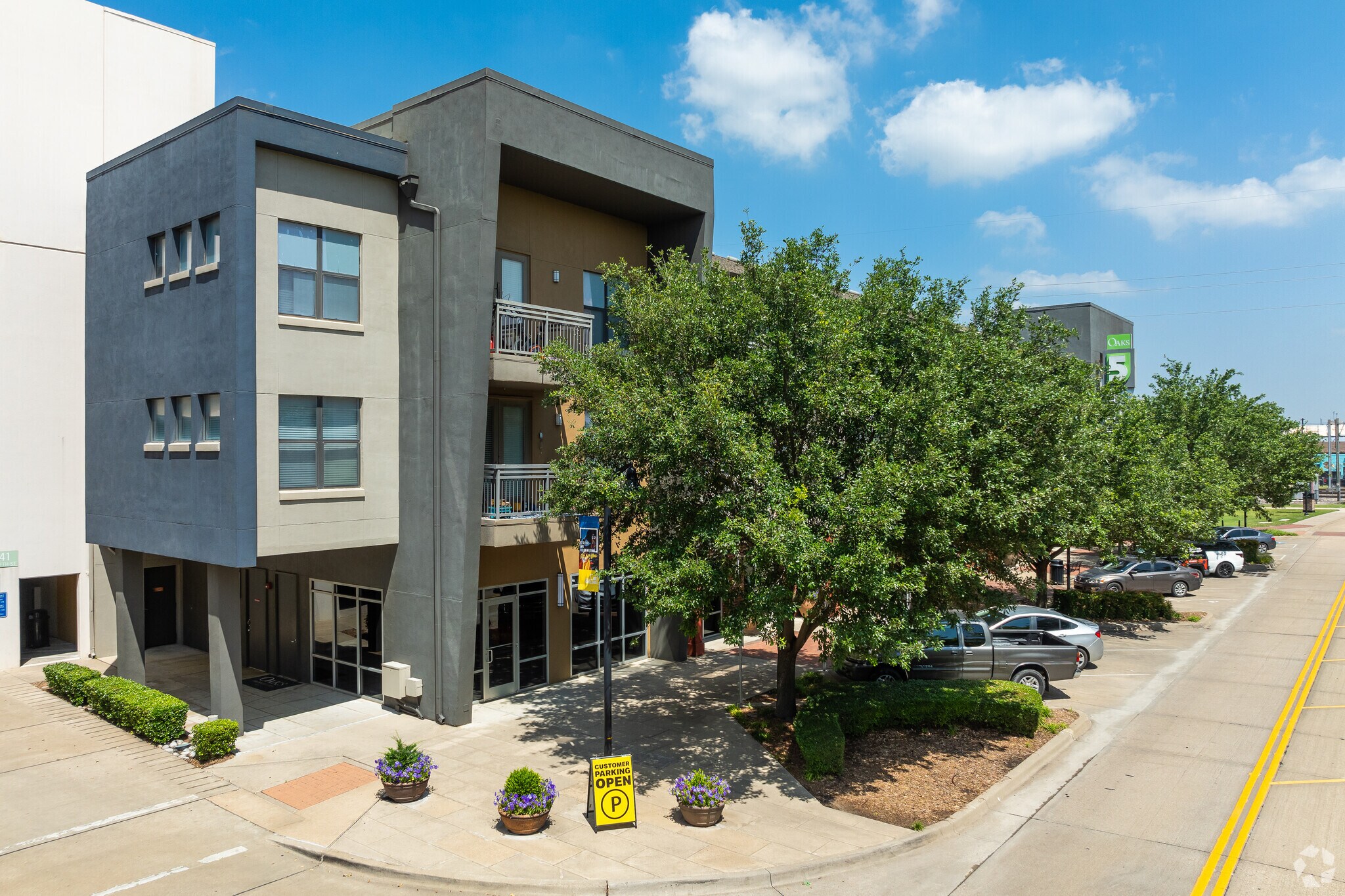 351 5th St, Garland, TX for sale Primary Photo- Image 1 of 1