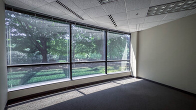 2675 Breckinridge Blvd, Duluth, GA for lease Interior Photo- Image 2 of 16