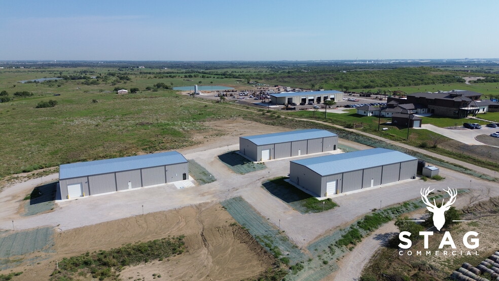 7420 Fm 2449, Ponder, TX for lease - Building Photo - Image 1 of 10