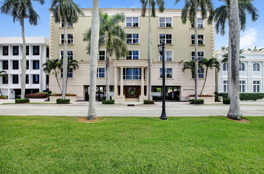 350 Royal Palm Way, Palm Beach, FL for sale - Primary Photo - Image 1 of 1