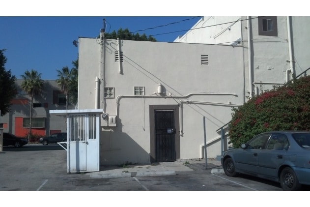 2118 E 1st St, Los Angeles, CA for lease - Building Photo - Image 3 of 6