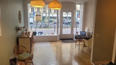 62 Avenue Bosquet, Paris for lease Interior Photo- Image 2 of 4