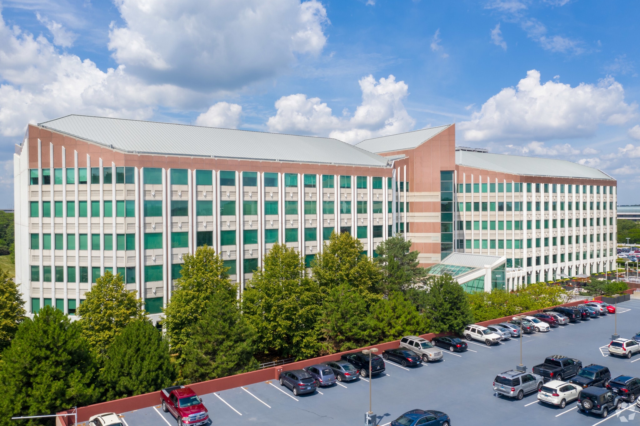 3333 Warrenville Rd, Lisle, IL 60532 Central Park of Lisle