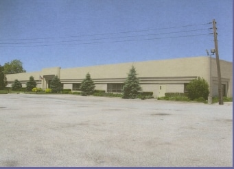 7 Aerial Way, Syosset, NY for lease - Building Photo - Image 3 of 6