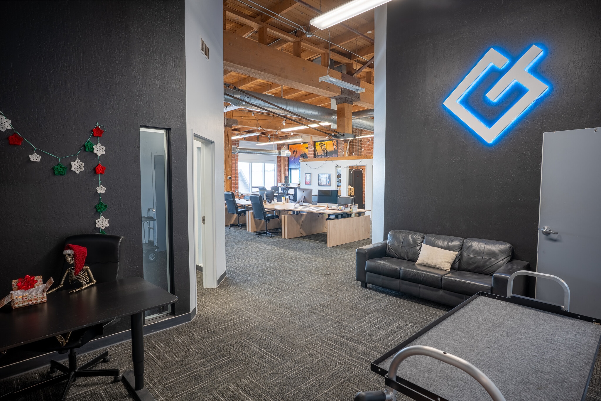 2130-2220 Livingston St, Oakland, CA for lease Interior Photo- Image 1 of 27