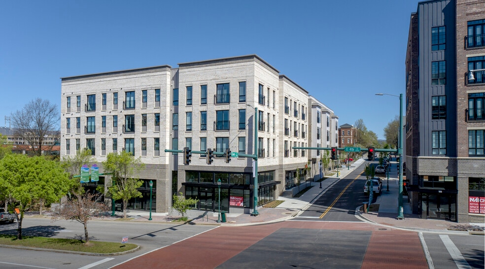 355 Walnut St, Chattanooga, TN for lease - Building Photo - Image 3 of 24