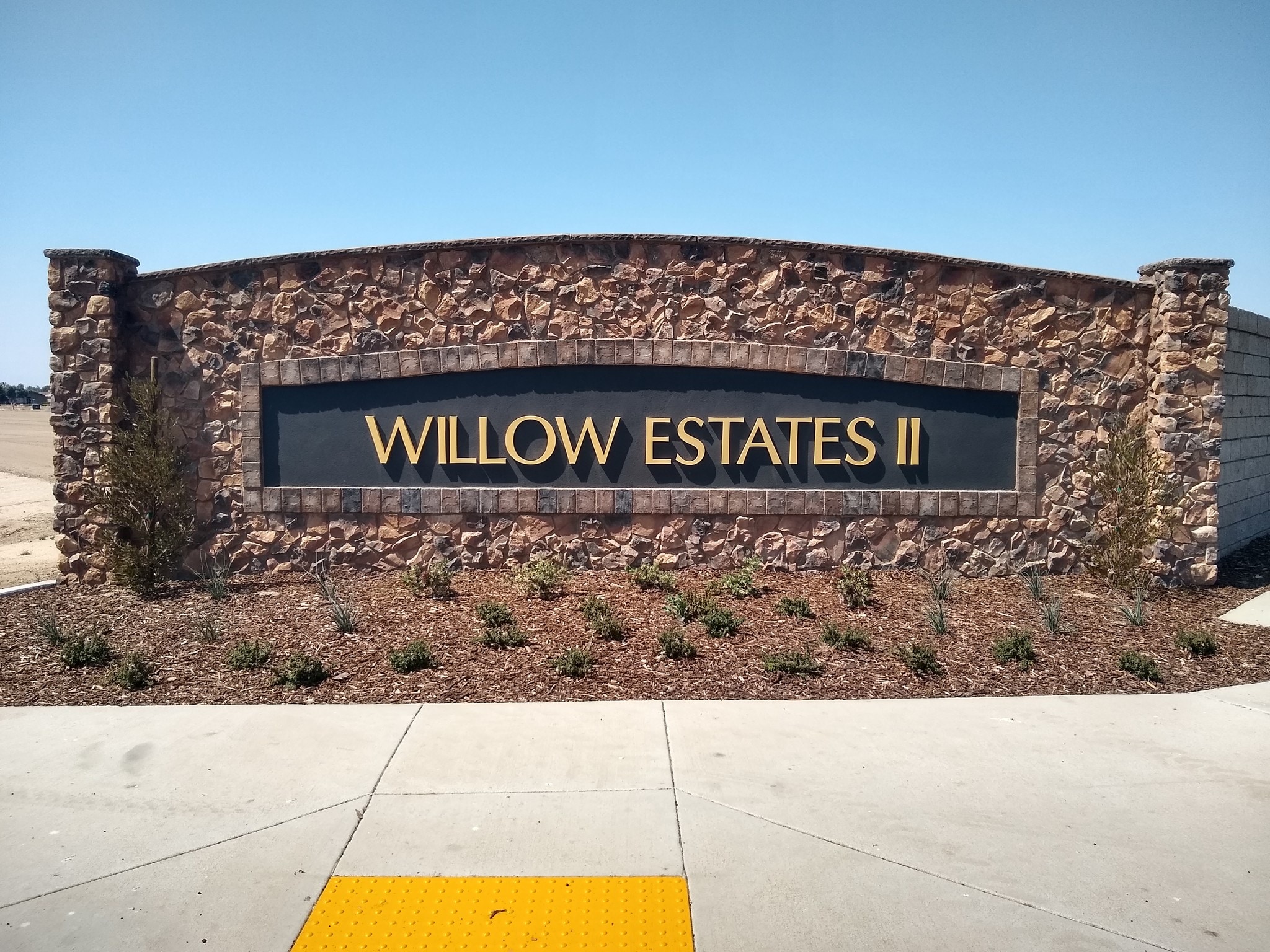 Sec Shafter Ave, Shafter, CA for sale Primary Photo- Image 1 of 12