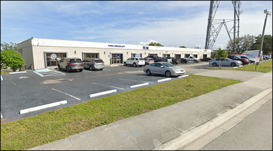 1125 Old Dixie Hwy, Lake Park, FL for lease Building Photo- Image 1 of 17