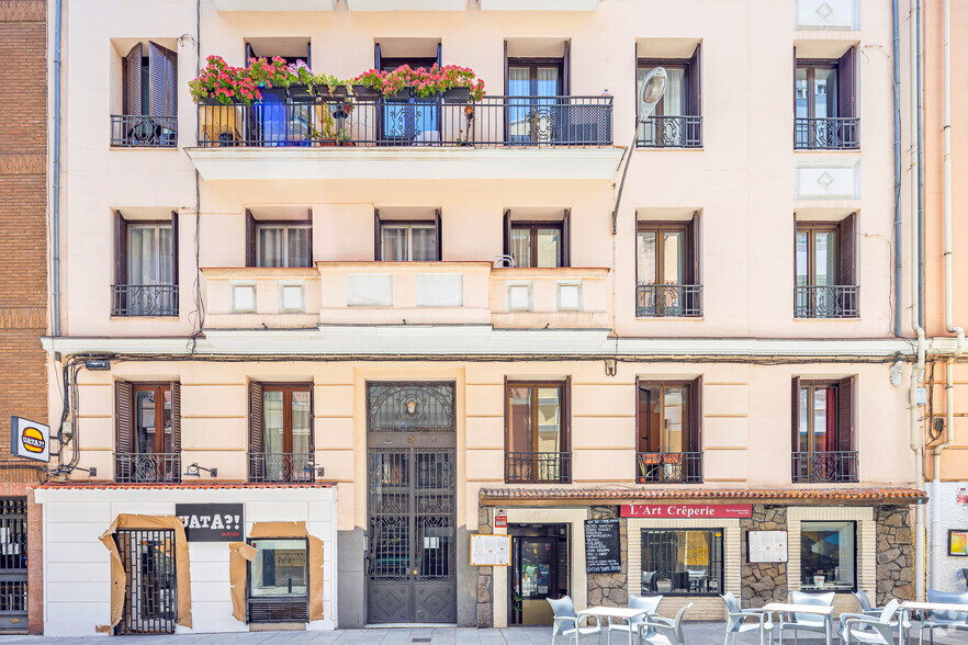 Calle Martín de los Heros, 5, Madrid, Madrid for sale - Building Photo - Image 2 of 2