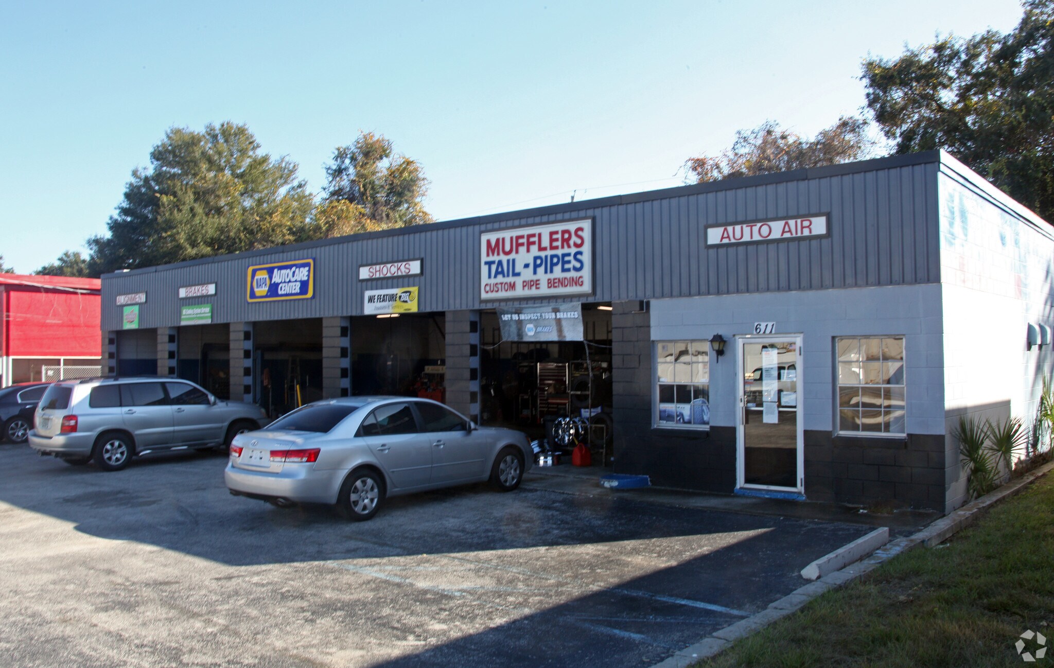 611 W Robertson St, Brandon, FL for sale Primary Photo- Image 1 of 1