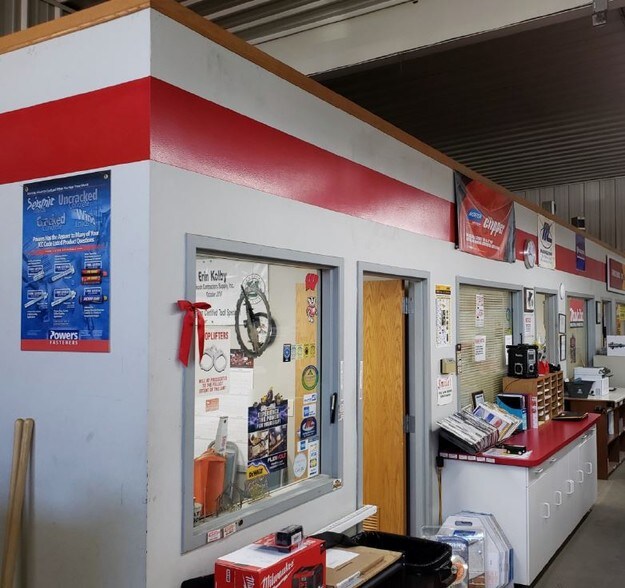 901 Walsh Rd, Madison, WI for sale - Interior Photo - Image 1 of 1