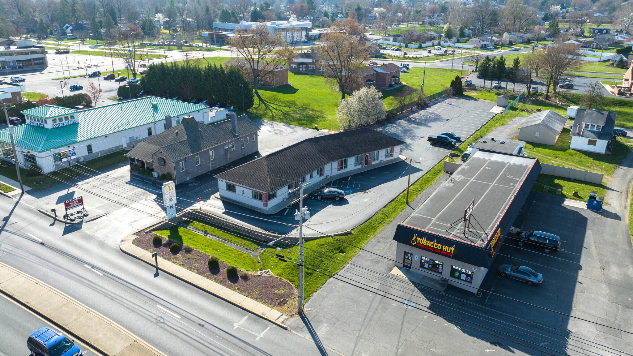 2910 E Market St, York, PA 17402