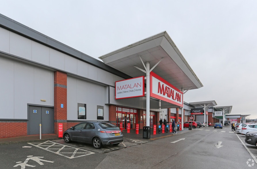 6 Barton Ln, Beeston for sale - Building Photo - Image 1 of 1