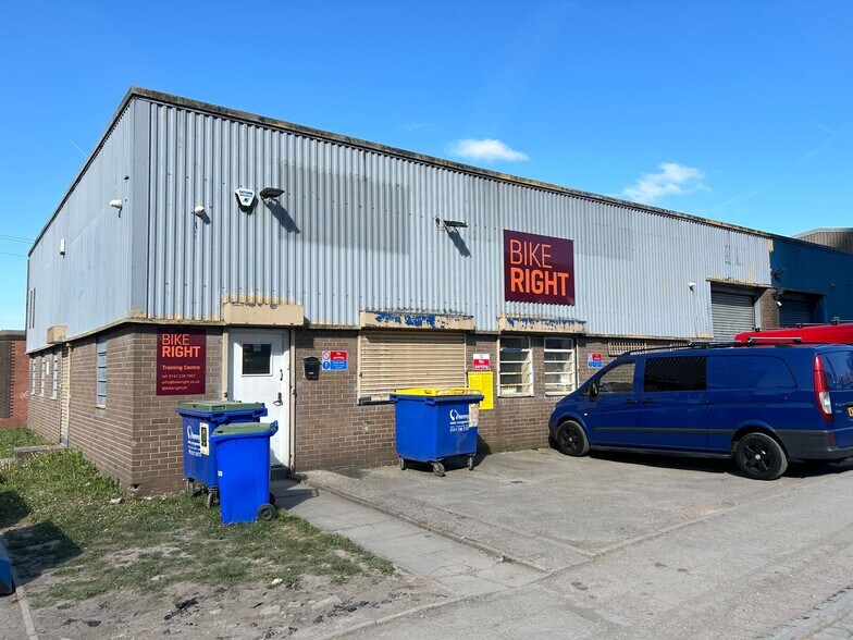 Julia St, Manchester for sale - Primary Photo - Image 1 of 1