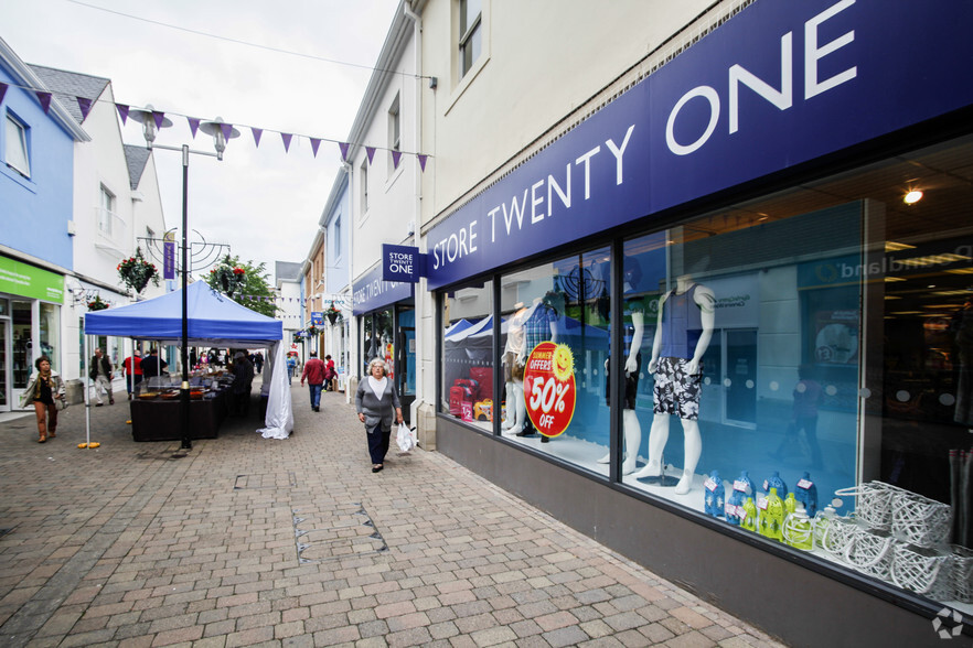 Merlins Walk, Carmarthen for lease - Building Photo - Image 2 of 13