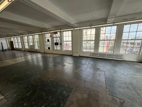 122 E 7th St, Los Angeles, CA for lease Interior Photo- Image 2 of 5