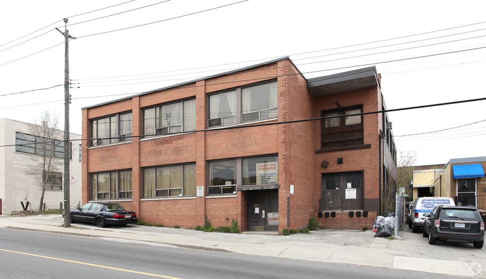 1184 Castlefield Ave, Toronto, ON for sale - Primary Photo - Image 1 of 1