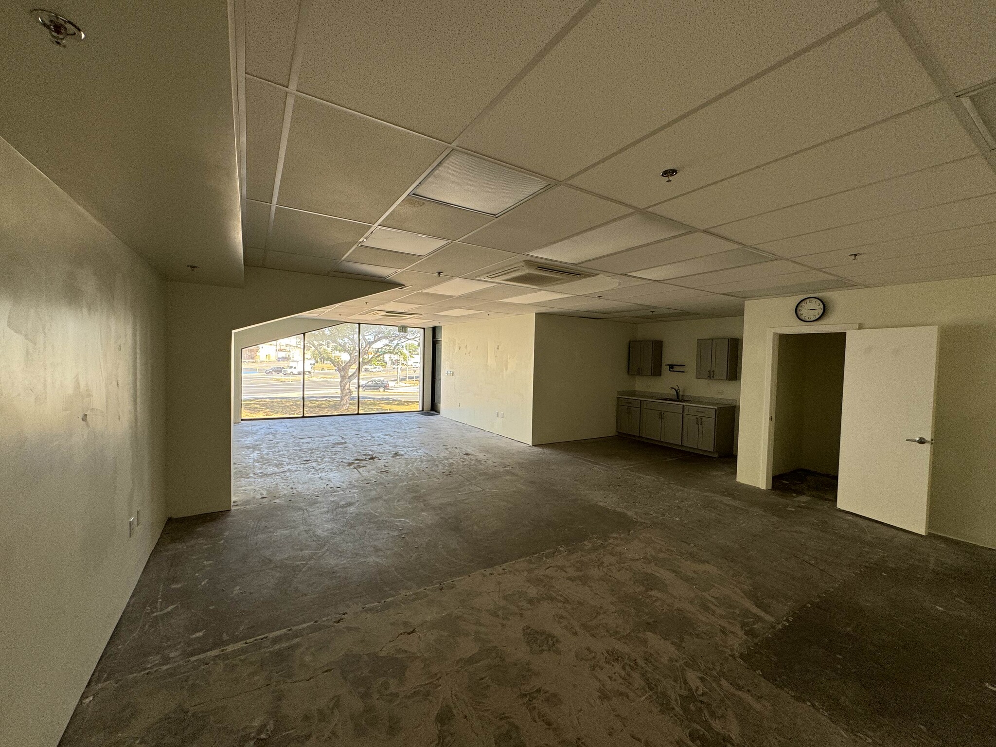 2290 Alahao Pl, Honolulu, HI for lease Building Photo- Image 1 of 6