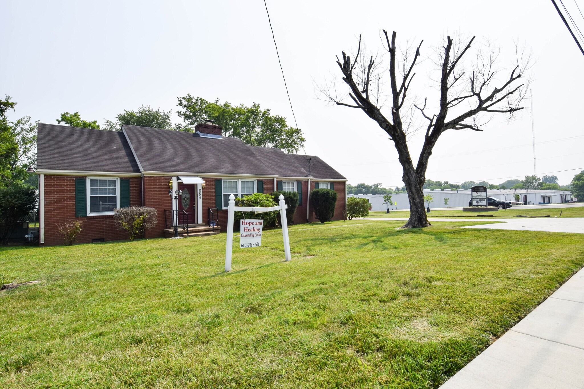 884 Albert Gallatin Ave, Gallatin, TN 37066 Office for Sale