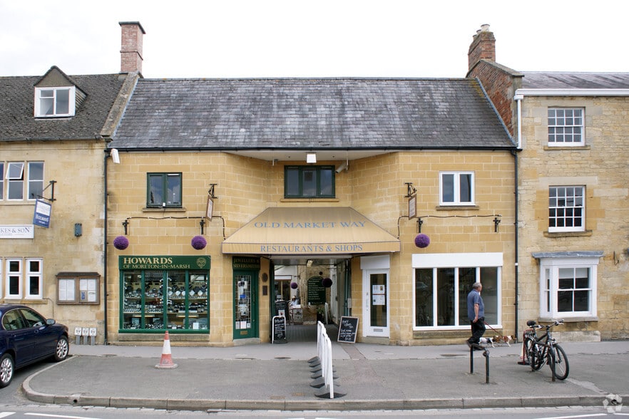 High St, Moreton In Marsh for sale - Primary Photo - Image 1 of 1