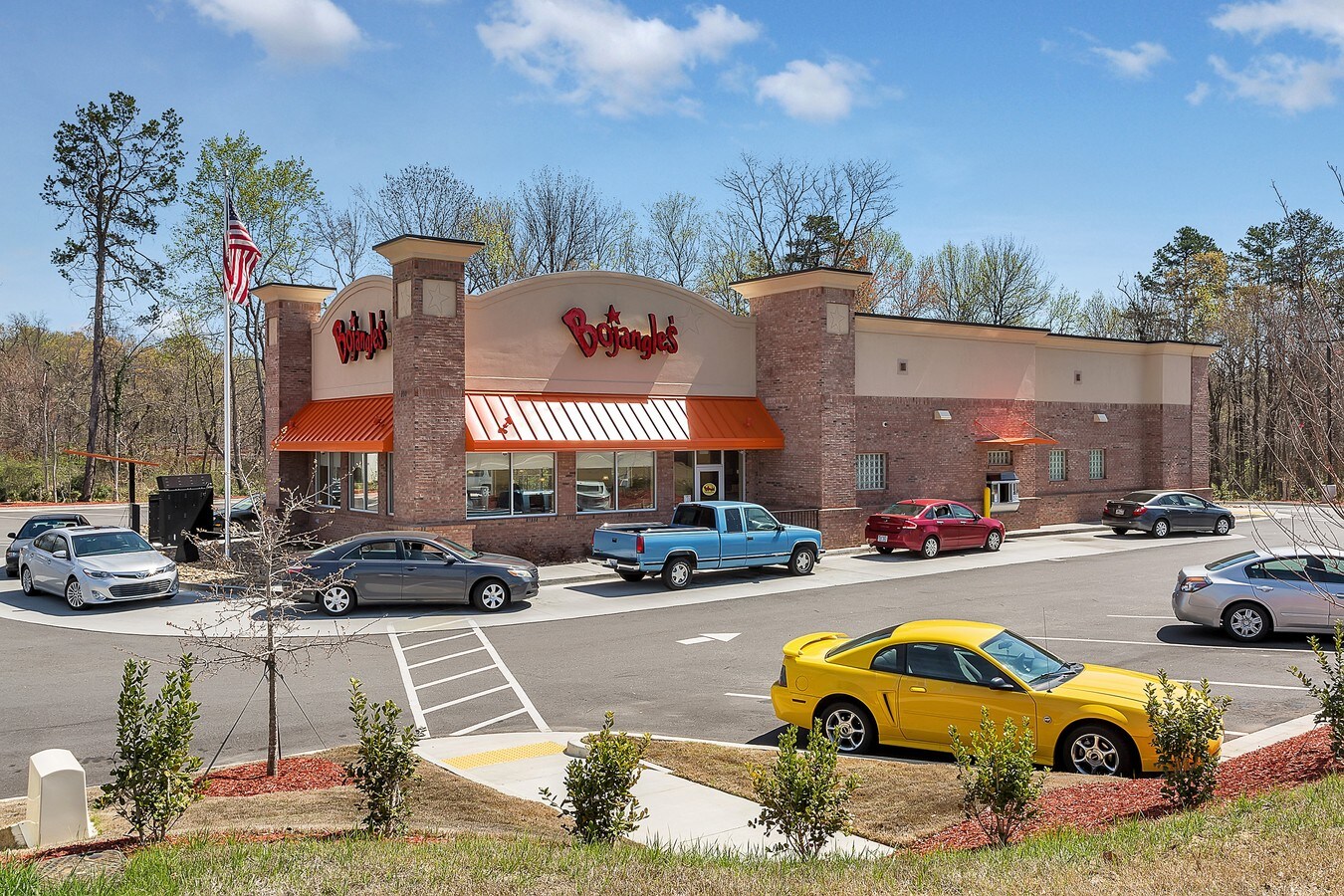 590 Greensboro Rd, High Point, NC 27260