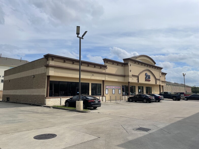 7241 Monroe Rd, Houston, TX for lease - Primary Photo - Image 1 of 5