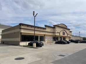 7241 Monroe Rd, Houston, TX for lease Building Photo- Image 1 of 5