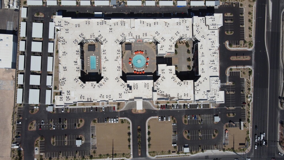 5050 W Russell Rd, Las Vegas, NV for lease - Building Photo - Image 3 of 16
