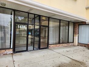 1401-1455 W Schaumburg Rd, Schaumburg, IL for lease Building Photo- Image 1 of 3