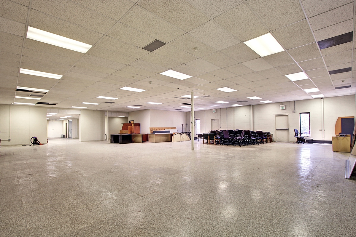 10499 W Bradford Rd, Littleton, CO 80127 - Unit 103 - - Interior Photo - Image 1 of 8