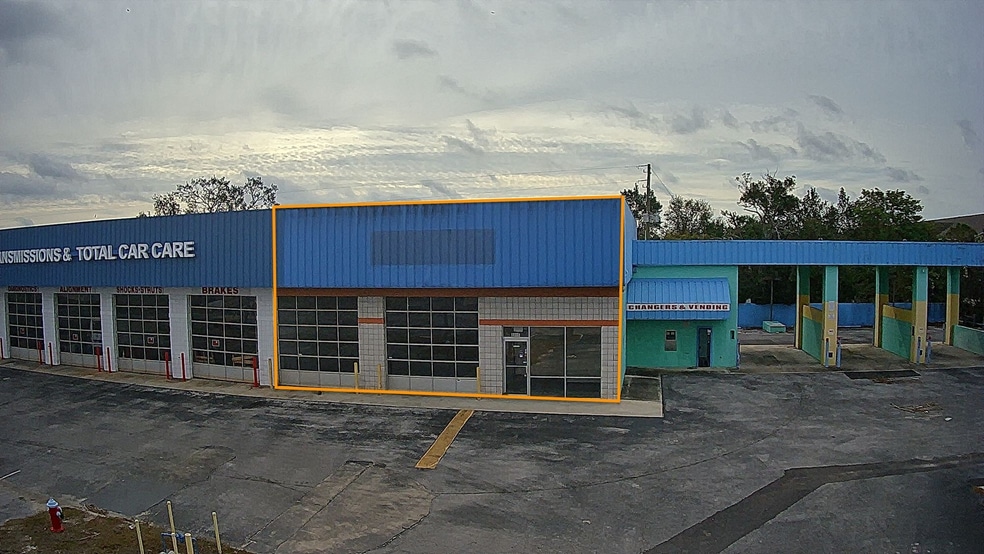 7006-7010 Ridge Rd, Port Richey, FL for lease - Building Photo - Image 2 of 4