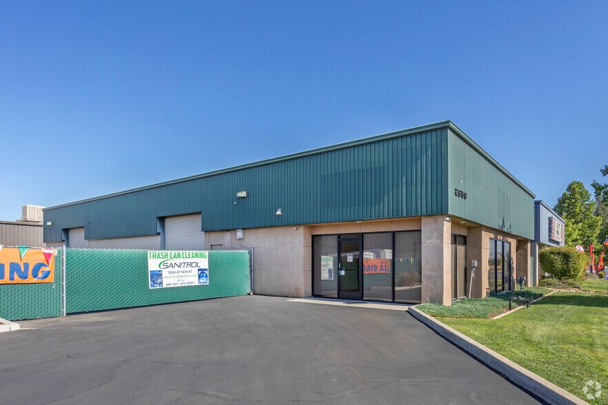 2659 N Fowler Ave, Fresno, CA 93727