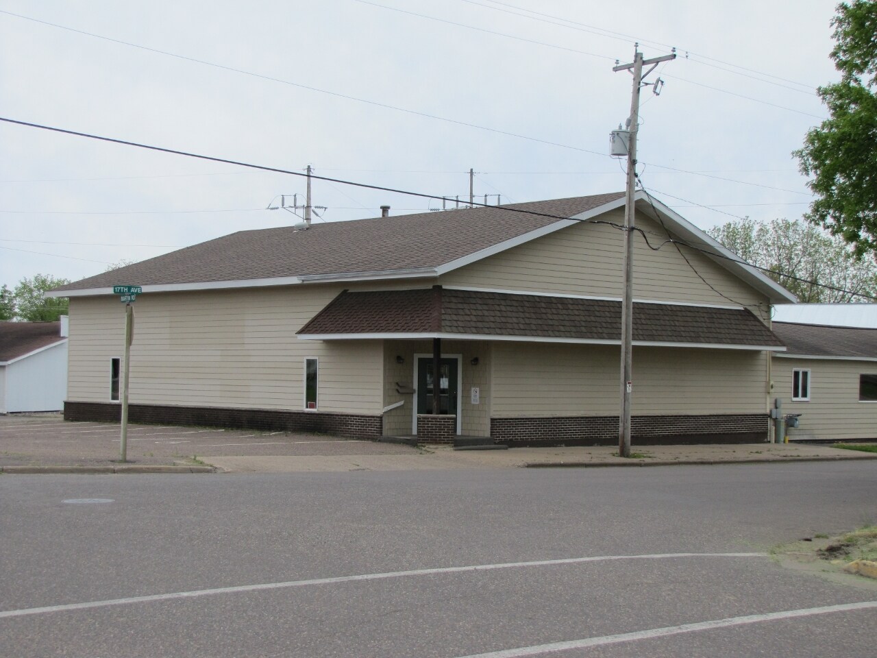 810 17th Ave, Bloomer, WI for sale Building Photo- Image 1 of 1