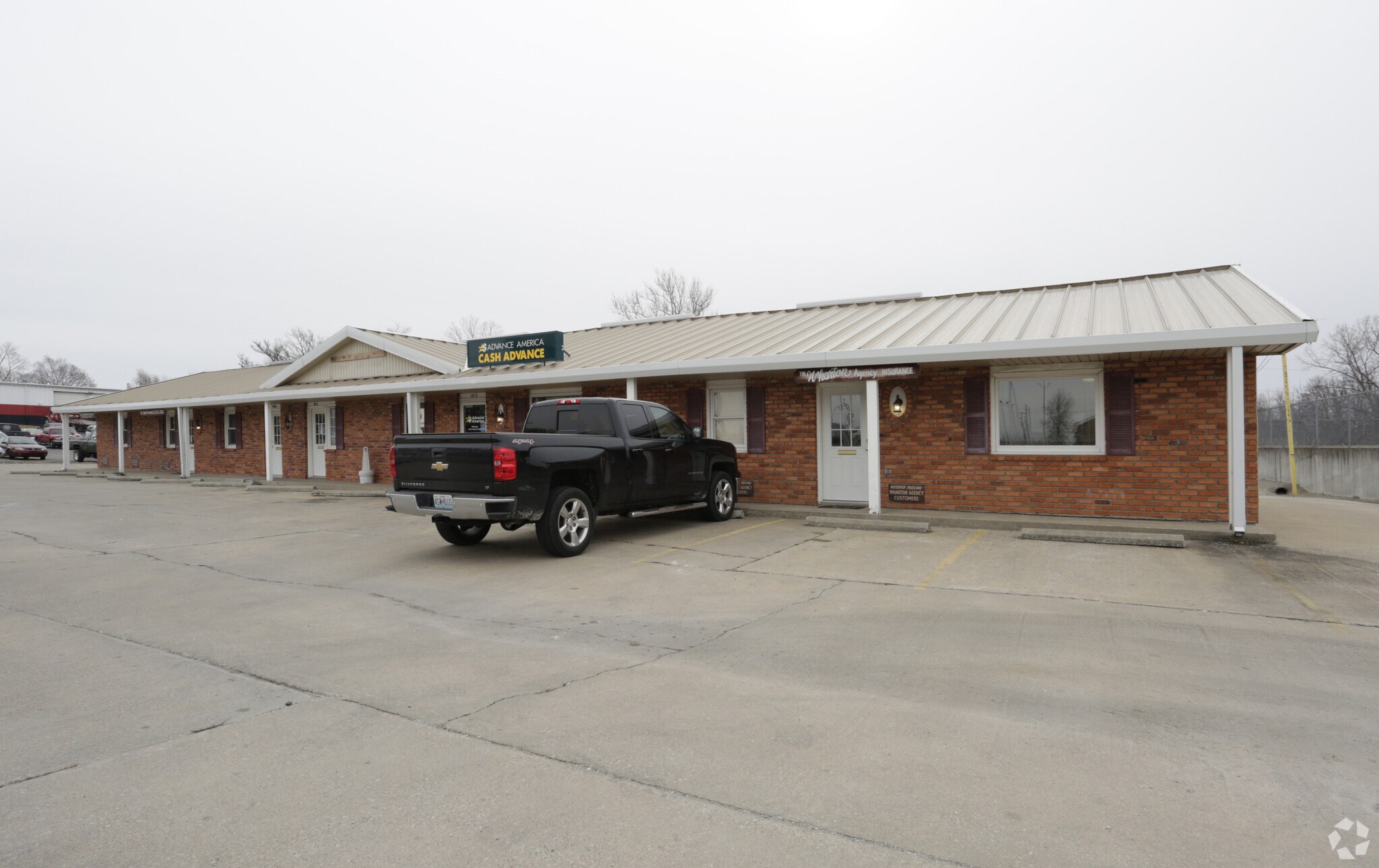 1913-1915 W Jesse James Rd, Excelsior Springs, MO for sale Primary Photo- Image 1 of 1