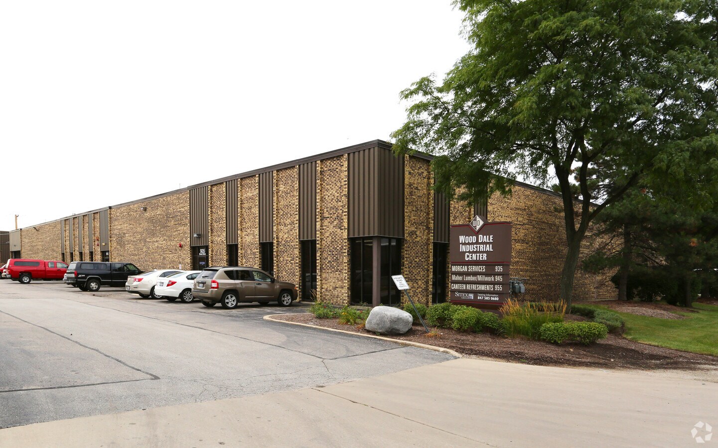 935945 Sivert Dr, Wood Dale, IL 60191