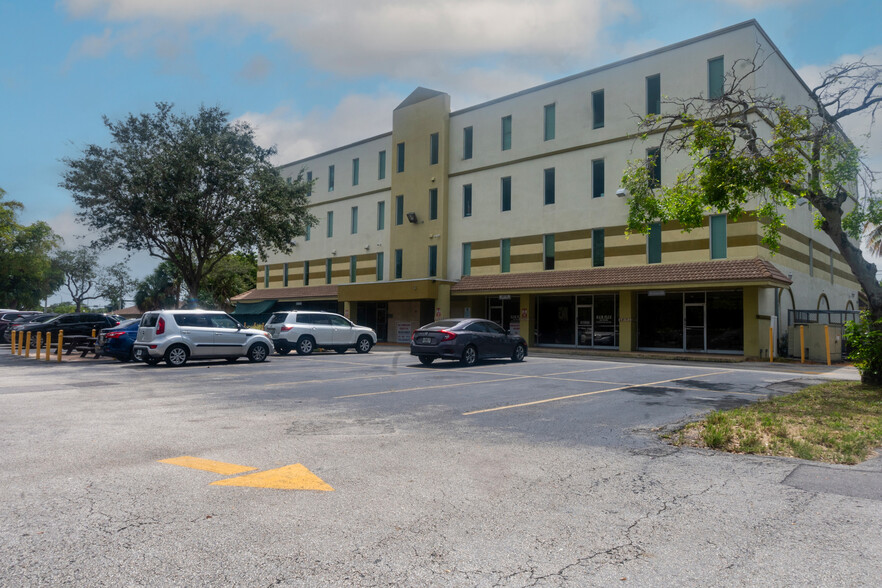 4000 N State Road 7, Lauderdale Lakes, FL for lease - Building Photo - Image 3 of 5