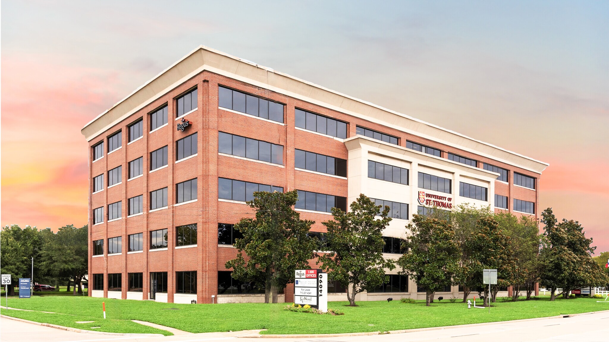 14090 Southwest Fwy, Sugar Land, TX for lease Building Photo- Image 1 of 10