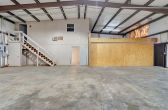 1011 Society Ln, Fort Mill, SC for lease Interior Photo- Image 2 of 22